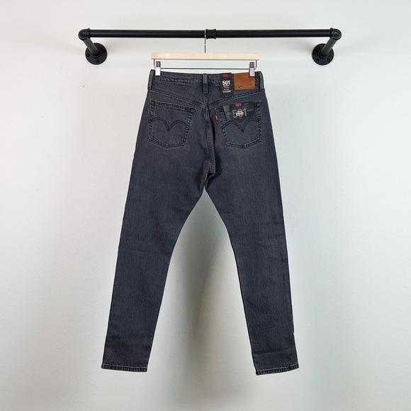 NWT Levi’s 501 High Rise Ripped Skinny Jeans in Dark Side of the Moon Grey - Picture 7 of 8